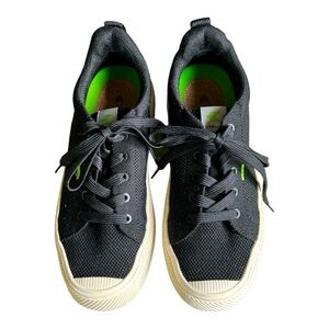 Cariuma IBI bamboo black sneakers
